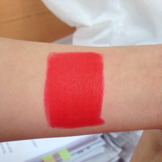 Son lì safe lipstick