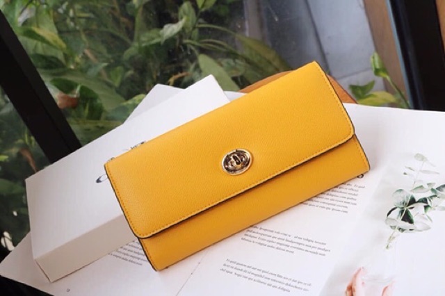 VÍ COACH MẪU MỚI