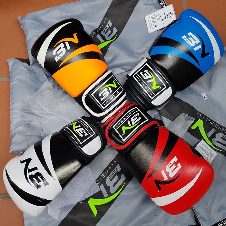 GĂNG TAY BOXING BN TIÊU CHUẨN-
