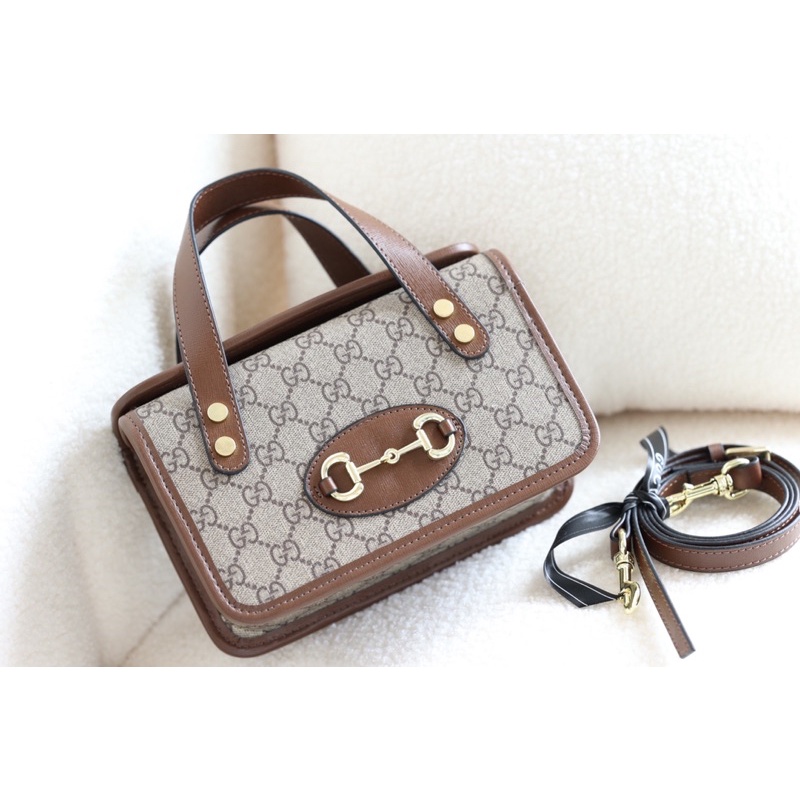 Túi xách GC "hoa hậu" size 22cm lần đầu có mặt tại shop 4U