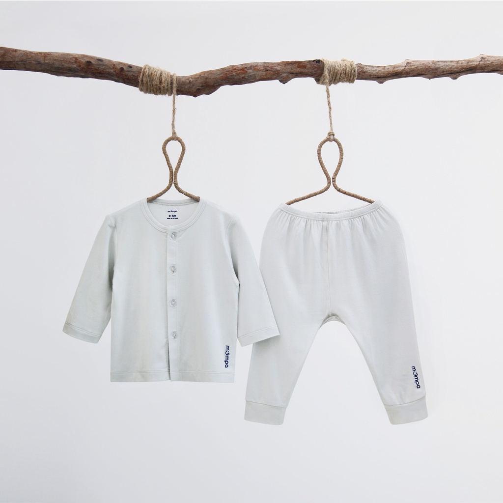Bộ quần áo sơ sinh dài tay 4 mùa Mompa 0-9 tháng vải sợi tre Bamboo mềm mịn co giãn thấm hút thoáng da cúc giữa 014 015