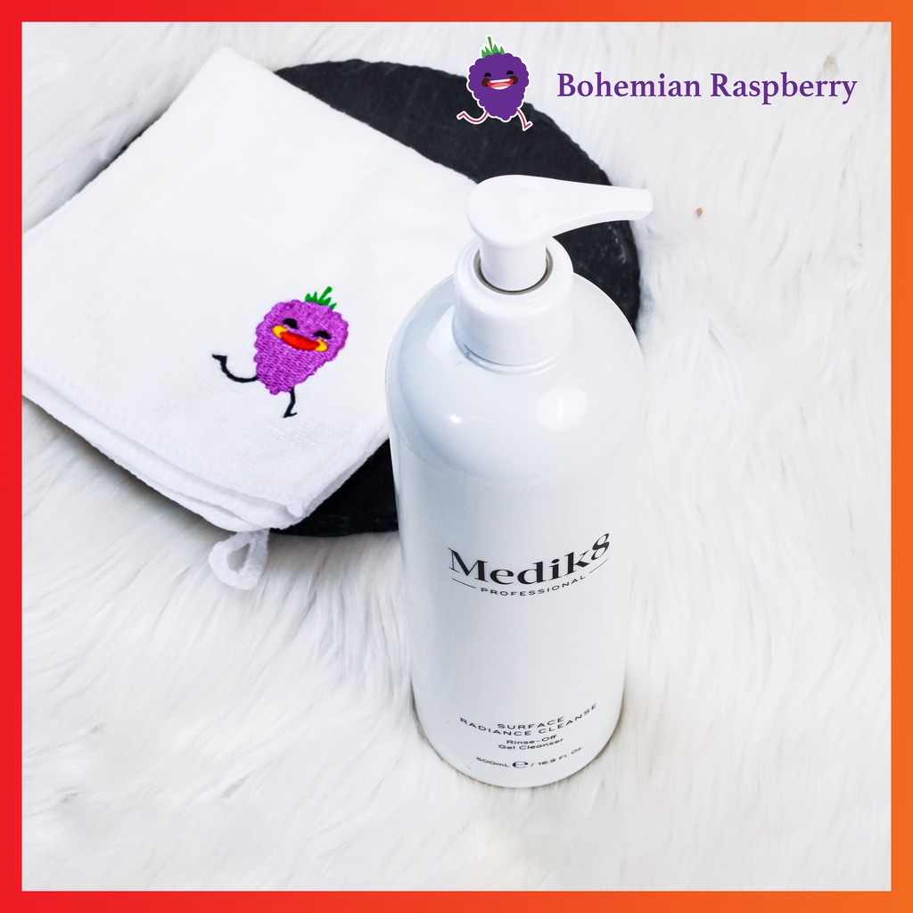 Medik8 Surface Radiant Cleanser - Sữa rửa mặt dạng gel