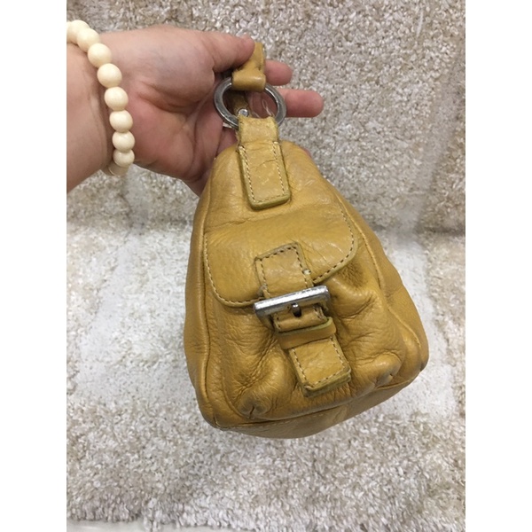 Túi si y hình hàng đã qua sử dụng