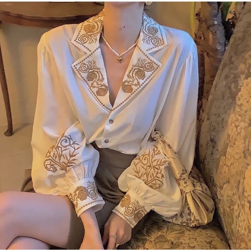 Áo Sơ Mi Kiểu Thêu Họa Tiết Cổ Vest Phong Cách Hồng Kông Mẫu Mới Nhất Cho Nữ