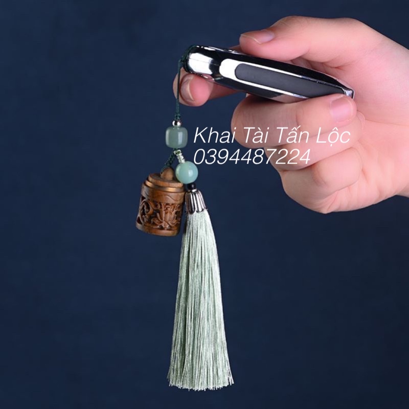 Dây treo , túi hương có đèn gỗ đàn hương phong thủy gắn điện thoại , treo xe