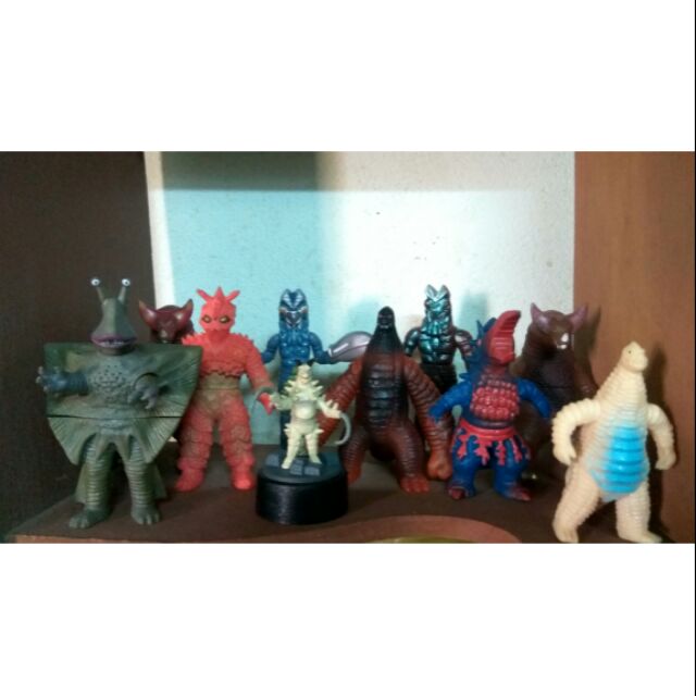 Set quái vật hàng chính hãng