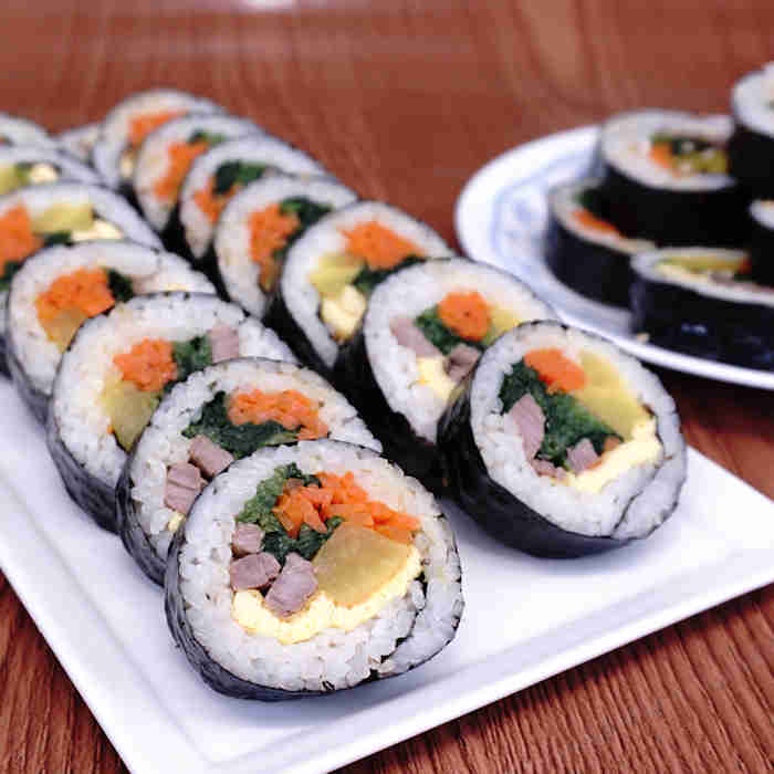 Rong Biển Cuộn Cơm Fresiweed (B) 50 lá - kimbap, cơm trộn hàn quốc - Foodland