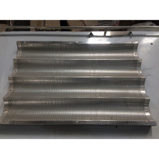 Khay, mâm sóng làm bánh mỳ dạng 5 sóng kt 40x60cm