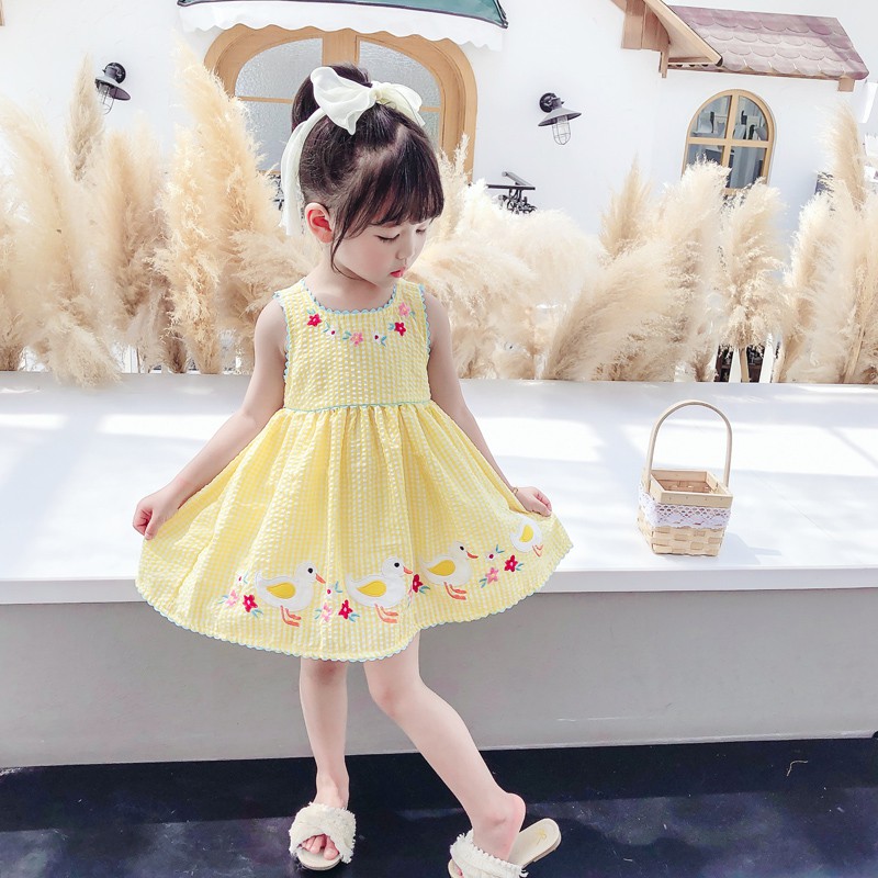 Đầm công chúa thêu hình vịt con thời trang mùa hè phong cách Hàn Quốc dành cho bé gái