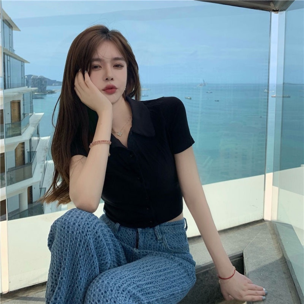 Áo croptop tay ngắn cổ Polo phong cách Hàn Quốc , áo thun nữ cộc tay 6 nút cổ bẻ