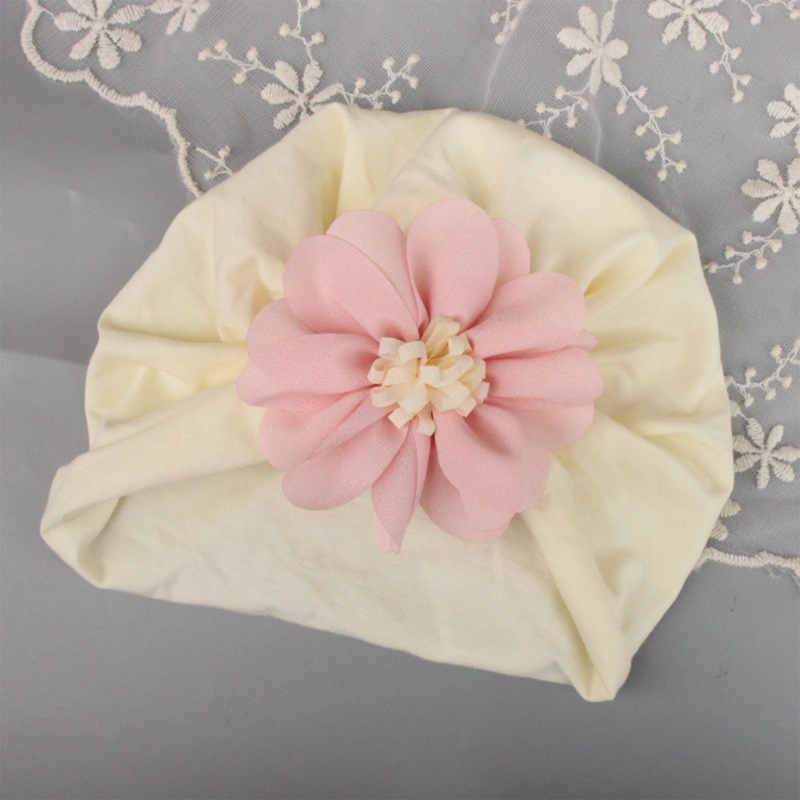 Mũ Beanie Mềm Mại Đính Hoa Dễ Thương Cho Bé