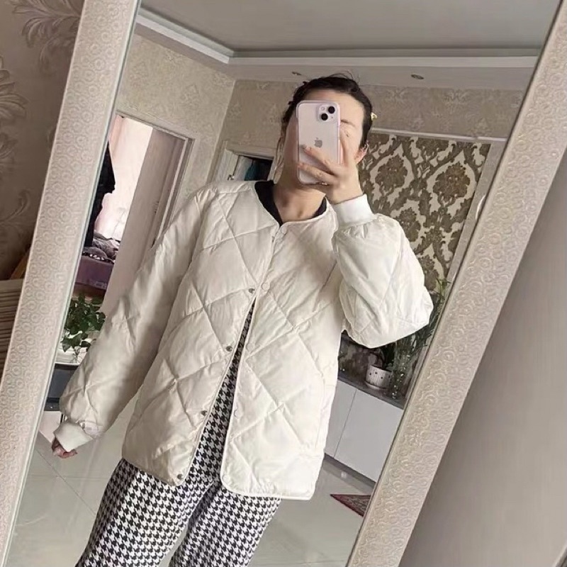 Áo Phao Hoạ Tiết Quả Trám Không Cổ - A004