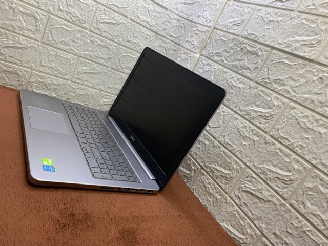 Dell INS 7537 i5 VGA