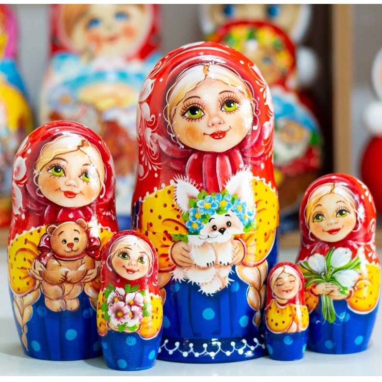(CÓ VIDEO TỰ QUAY) BỘ BÚP BÊ NGA MATRYOSHKA 5 LỚP 18CM &quot;MISA ÔM THÚ CƯNG&quot; CỰC ĐẸP VÀ DỄ THƯƠNG HÀNG NGA CHÍNH HÃNG