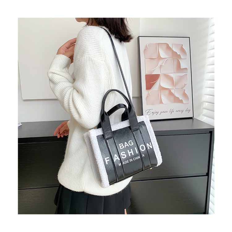 Túi tote Nhỏ Xinh In Chữ Cá Tính Thời Trang