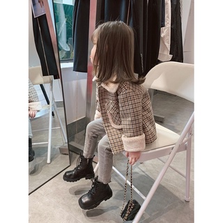 Áo khoác kẻ lót lông