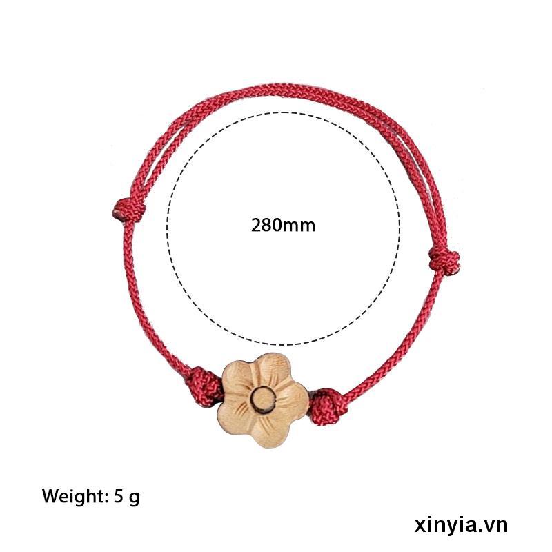Vòng Đeo Tay May Mắn Bằng Gỗ Đào Khắc Họa Tiết Hoa Mận Xinh Xắn