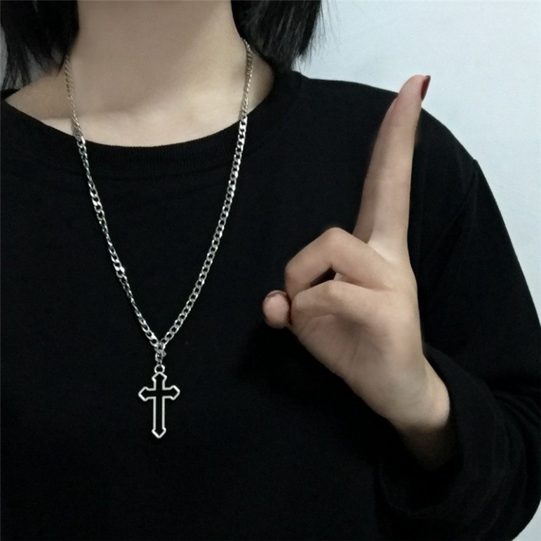 Sale 69%  Dây chuyền mặt hình thánh giá thời trang Hàn Quốc cá tính, Cross necklace Giá gốc 60000đ- 116B42