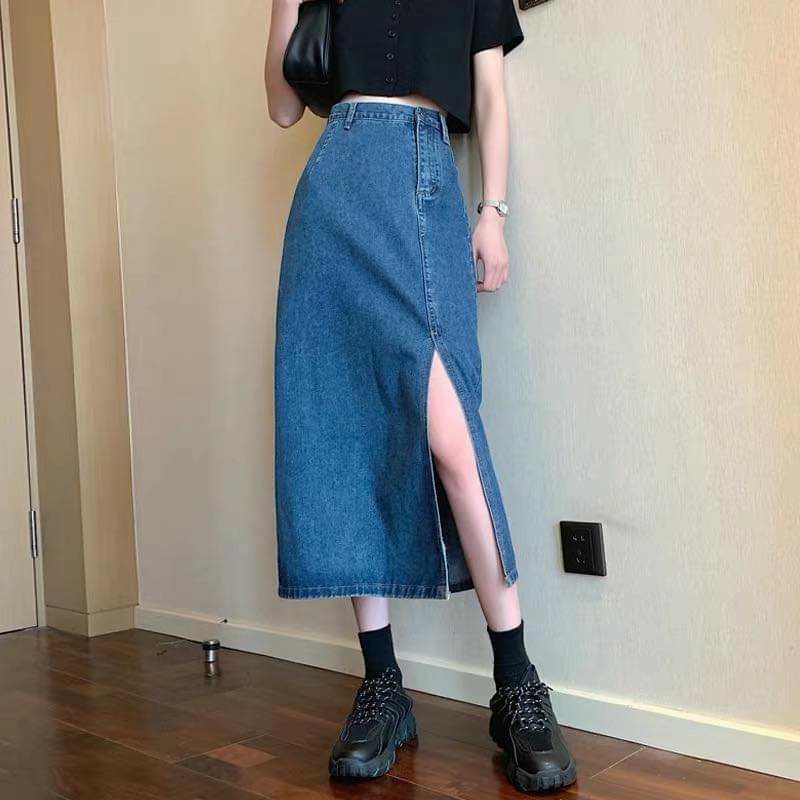 Chân váy jeans xẻ tà