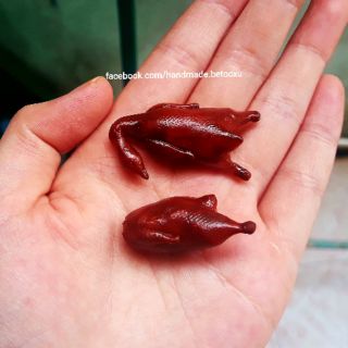 Đồ chơi miniature 1:12_ Vịt quay, nửa con vịt quay