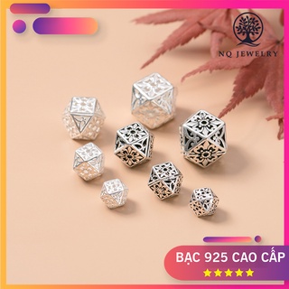 Charm bạc xỏ ngang nhiều cạnh bạc trắng