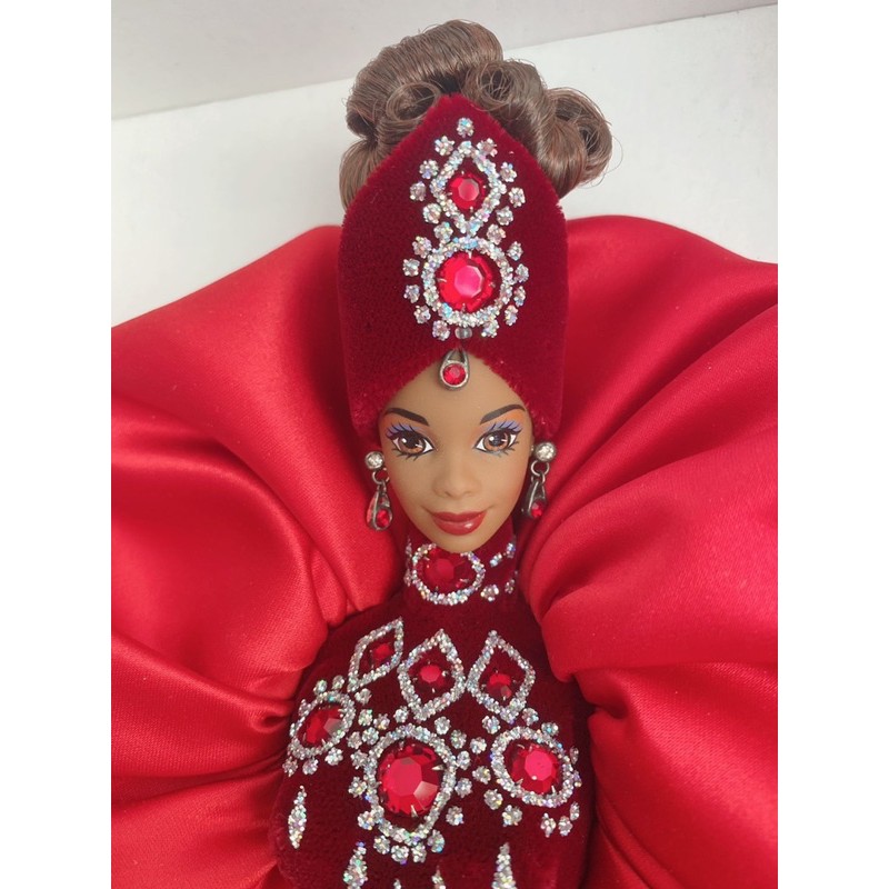 Búp bê barbie Ruby Radiance