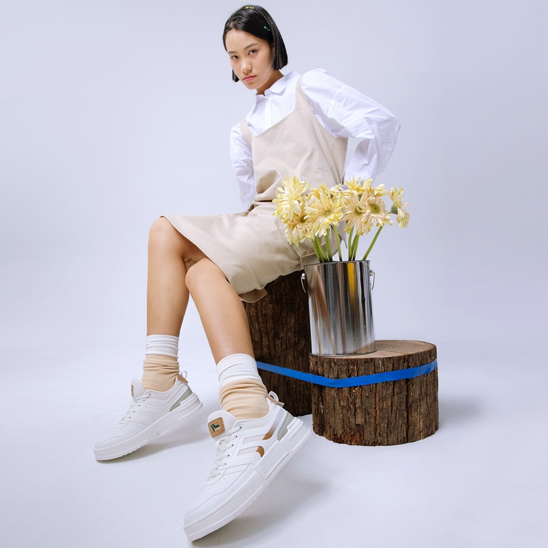 Giày Thể Thao Nữ Thoải Mái Năng Động