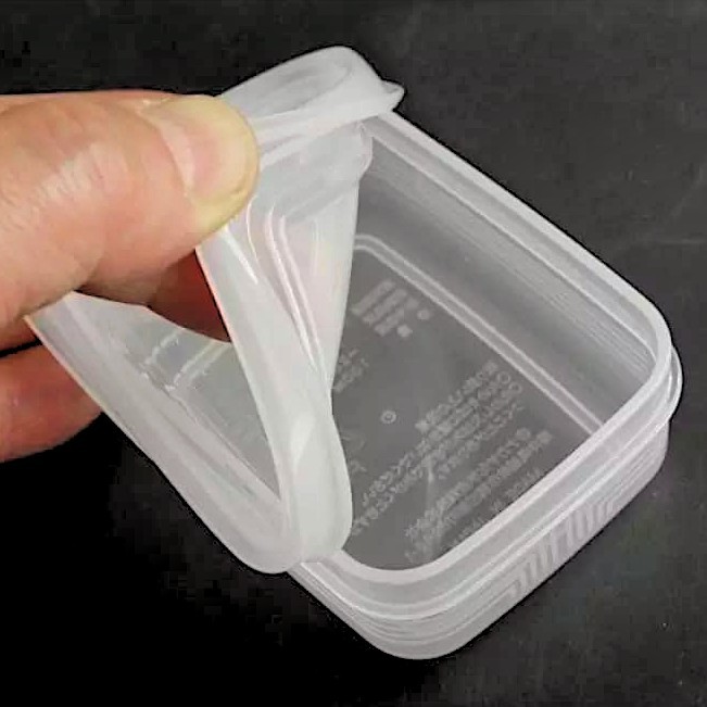 Hộp đựng đồ ăn dặm  𝑭𝒓𝒆𝒆𝒔𝒉𝒊𝒑  Set 4 hộp nhựa nhí 100ml Nakaya Nhật Bản có nắp dẻo hình chữ nhật