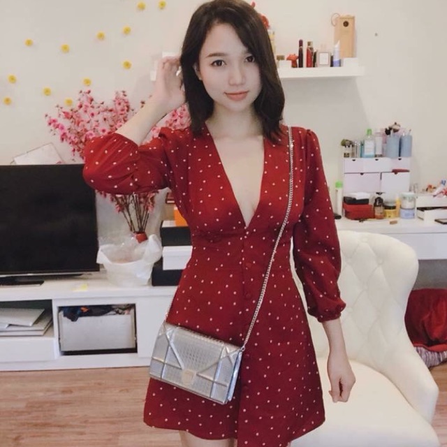 váy bi đỏ