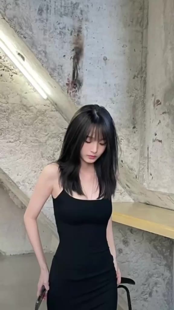 Set đầm 2 dây đuôi cá kèm khoác len tăm - Colory Shop | BigBuy360 - bigbuy360.vn