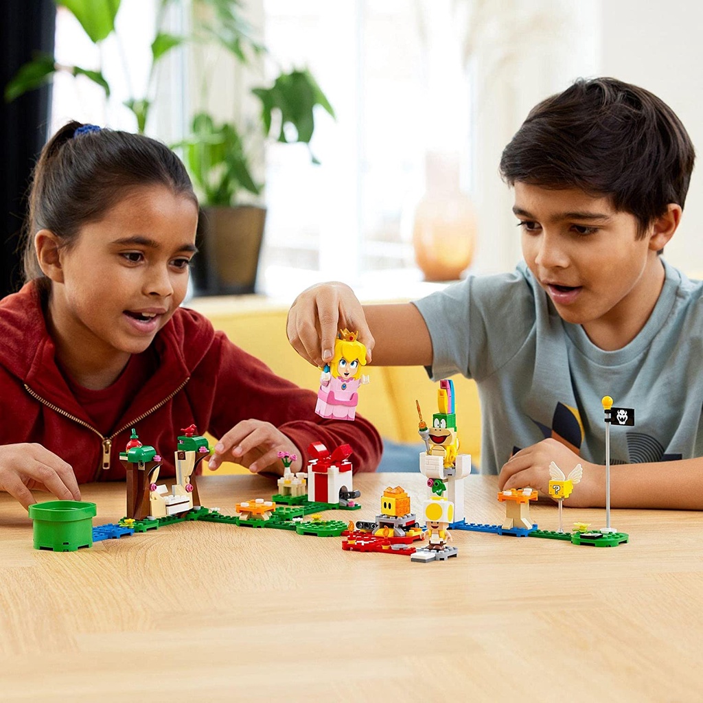 LEGO SUPER MARIO - 71403 - NHỮNG CUỘC PHIÊU LƯU VỚI CÔNG CHÚA PEACH