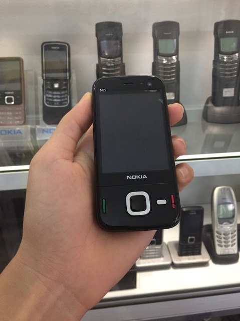 Nokia n85