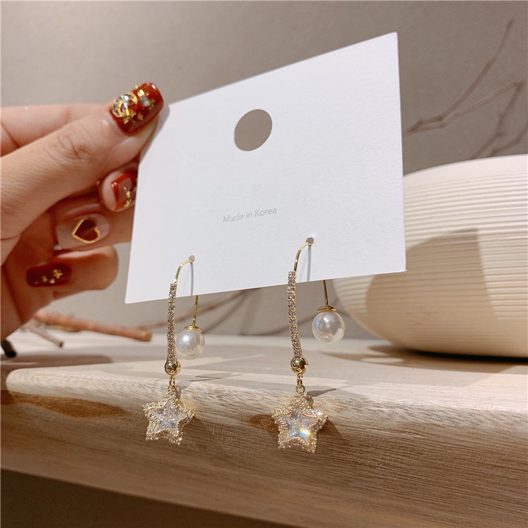 Bông tai dáng dài hình ngôi sao năm cánh đính đá thời trang