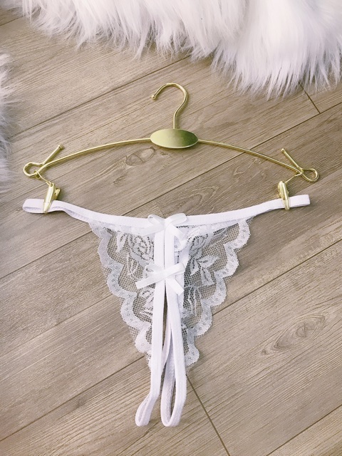 Quần lót G-string lọt khe-Ảnh thật-Kèm clip | BigBuy360 - bigbuy360.vn