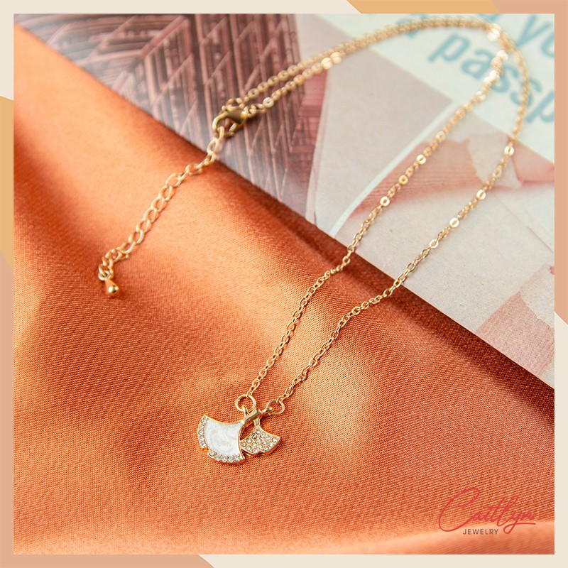 Dây chuyền nữ hình quạt đơn giản nhẹ nhàng Caitlyn - DC010