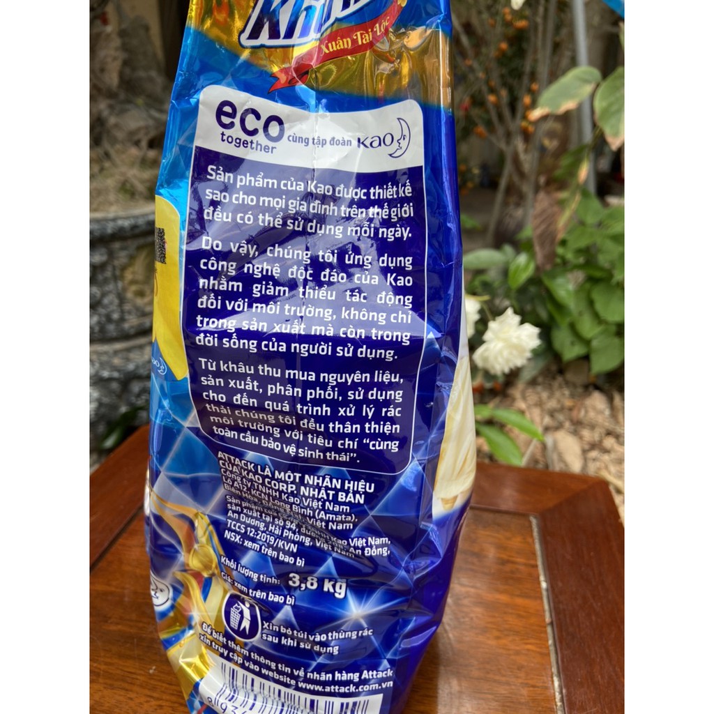 BỘT GIẶT ATTACK KHỬ MÙI HƯƠNG ANH ĐÀO 3.8KG TẶNG GÓI 720G