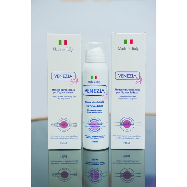 Dung dịch vệ sinh phụ nữ VENEZIA 150ml dạng bọt trắng, xốp và dịu nhẹ ,Nhập khẩu Italy