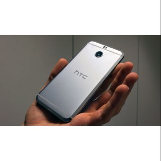 Điện thoại HTC 10 EVO
