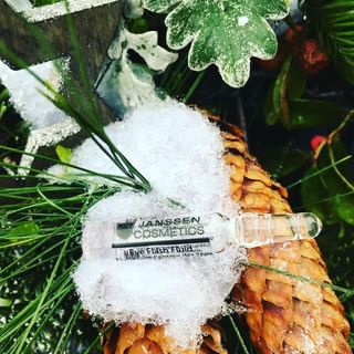 J07 - Tinh chất làm trắng da - Janssen Cosmetics Melafadin Fluid full