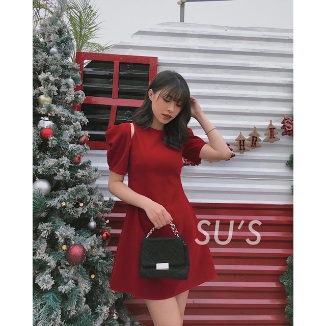 Váy nhung cổ tròn xẻ vai tay bồng V578 SUSTORE