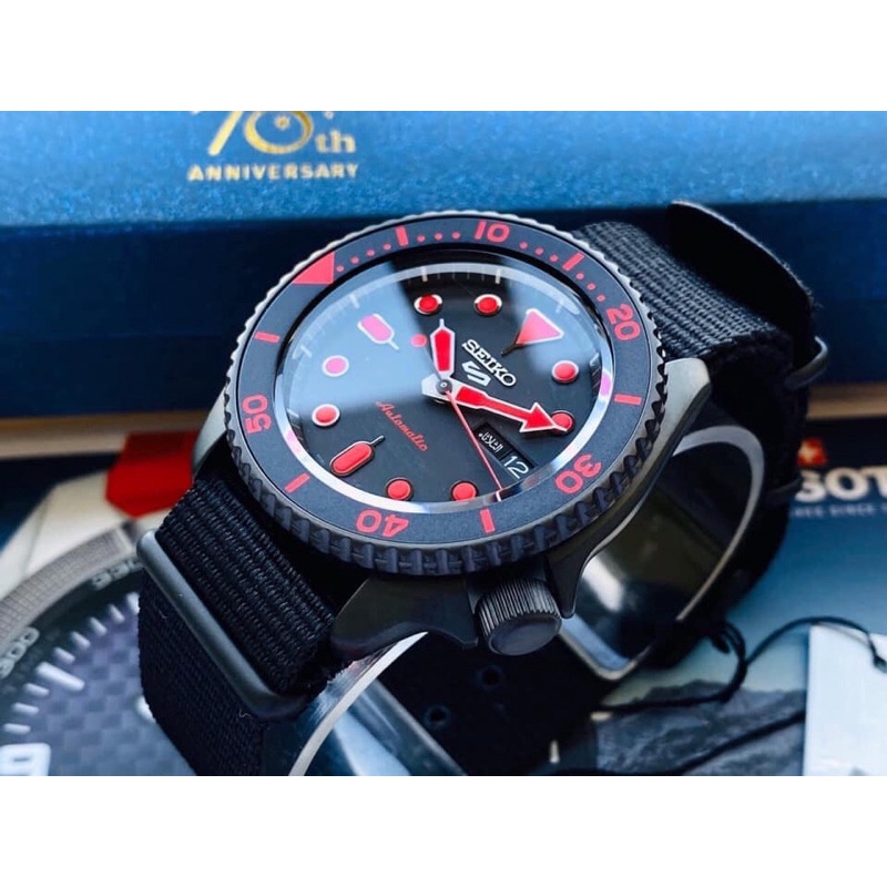 Đồng hồ nam dây dù Seiko 5 Automatic Sport SRPD83K1