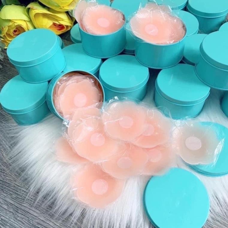 Hộp 10 Miếng Dán Ngực Siêu Mỏng Bám Chắc