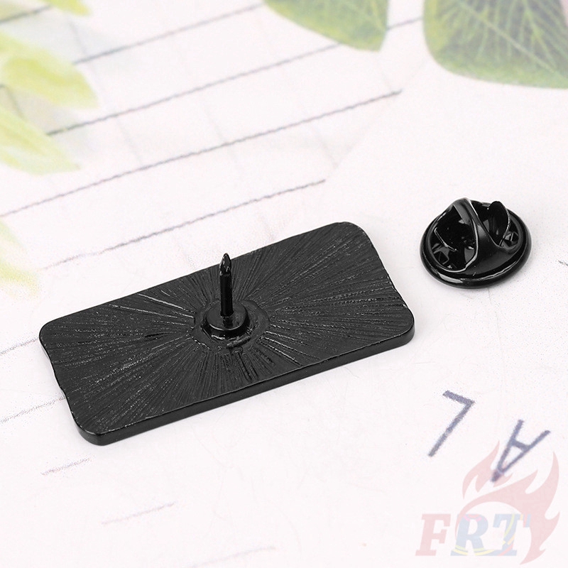 Trâm cài áo hình thời trang