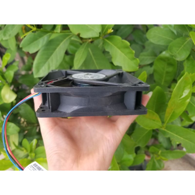 Quạt 48V DC  0.33 A 12x12x2,5cm. Chính hãng Delta Electronics. Chạy cực êm. Dùng Thông gió, tản nhiệt, hút mùi.