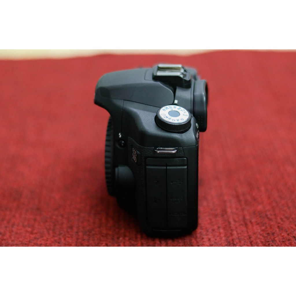 Máy Ảnh Canon EOS 50D Và Ống kính Canon EF-S 18-55 f/3.5-5.6