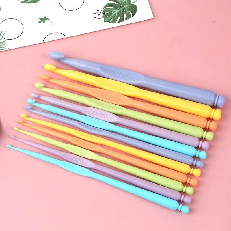 Bộ kim móc len nhựa