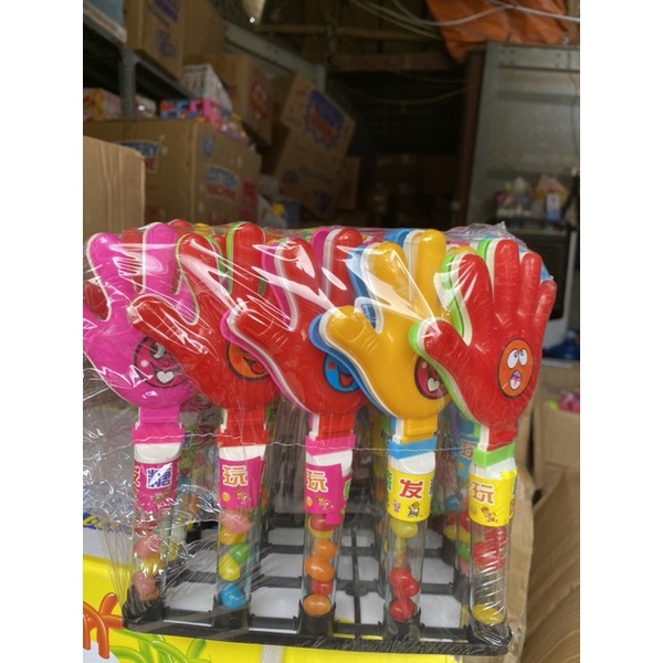 Khay 20 chiếc kẹo dẻo bi hình bàn tay