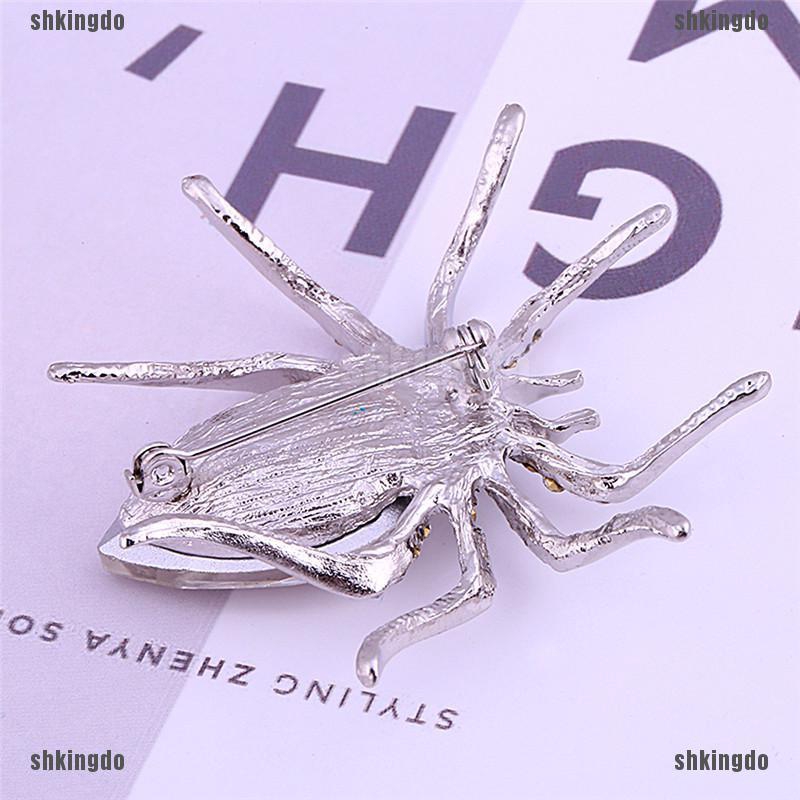 Trâm cài áo hình con nhện nạm bạc đính đá thanh lịch