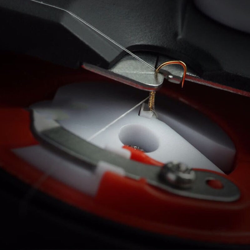 Máy buộc lưỡi câu tặng kèm đôi pin-Dụng cụ tiện ích 2 màu