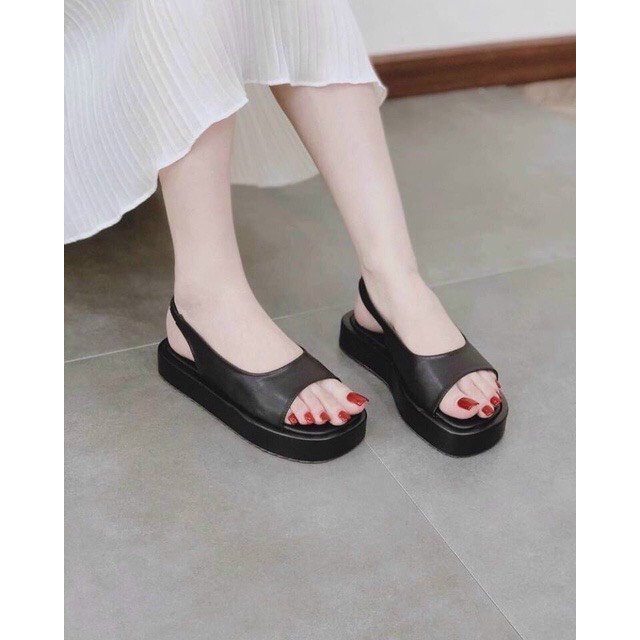 Giày quai hậu nữ đế bằng siêu nhẹ quai bản to cực hót